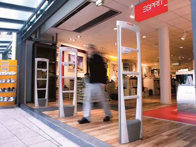 Hoe retailwinkels EAS-befeiligingswinkeltassen brûke om stellerij fan booster...